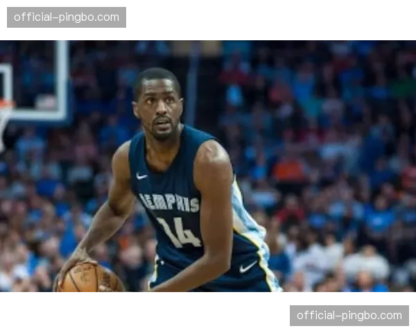 约翰逊准三双表现观察 老鹰前锋组织能力持续提升